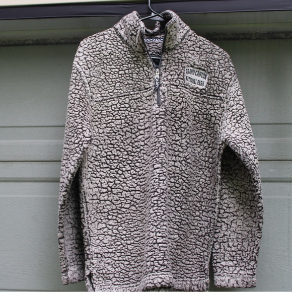 Grand Canyon Medium Gray Sherpa Pullover Sweatshirt - Picture 1 of 5